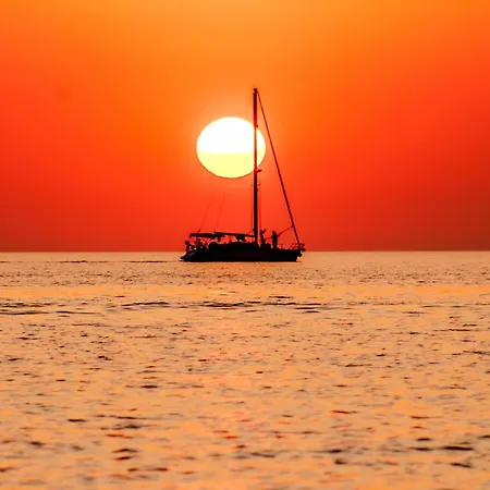 Meltemi Marmaras Neos Marmaras